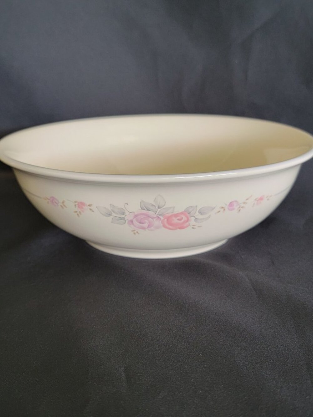 Pfaltzgraff Trousseau Round Vegetable Serving Bowl 8 3/4"
